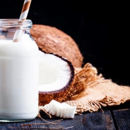 Apakah `coconut milk` dan `coconut cream` itu sama?