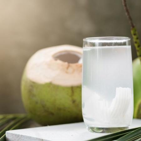  5 Manfaat Air Kelapa Menurut Sains